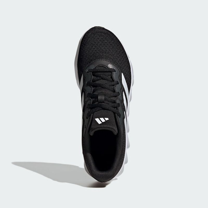 ADIDAS-SWITCH-MOVE