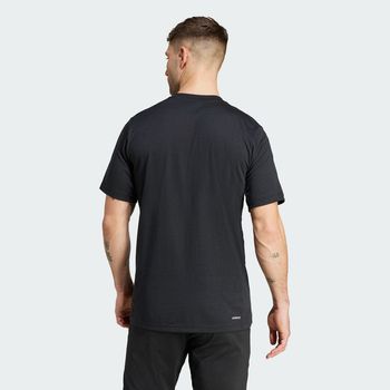 Camiseta Train Essentials Camo Graphic Logo