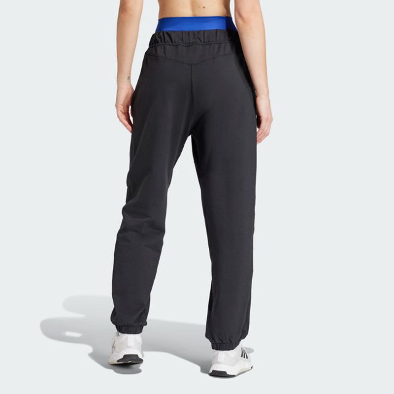 -ADIDAS-APP-STRENGTH-FEMALE