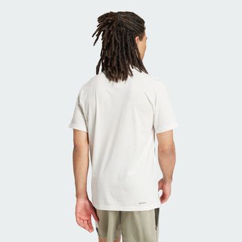 Camiseta Train Essentials Camo Graphic Logo