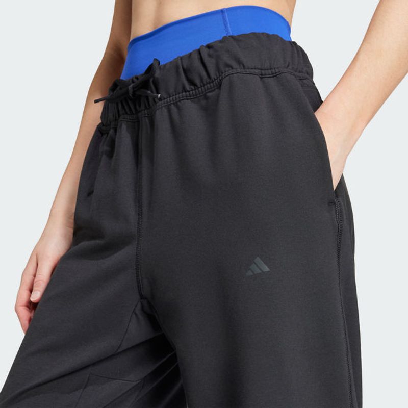 -ADIDAS-APP-STRENGTH-FEMALE