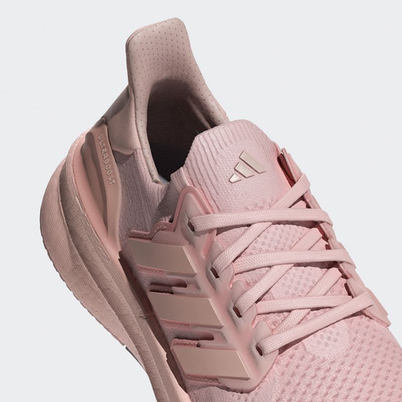 -ADIDAS-FTW-ULTRABOOST-FEMALE