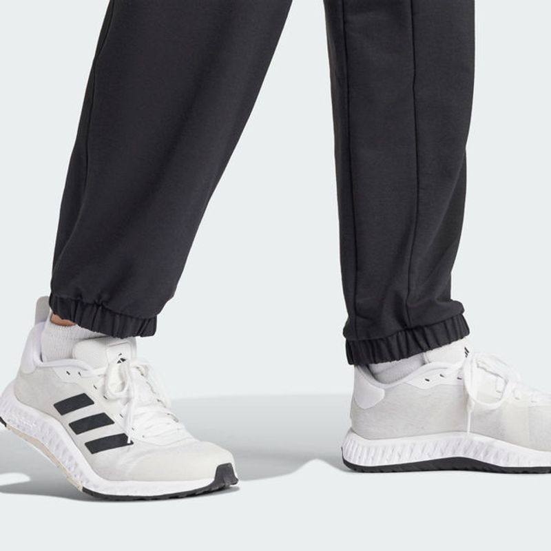 -ADIDAS-APP-STRENGTH-FEMALE