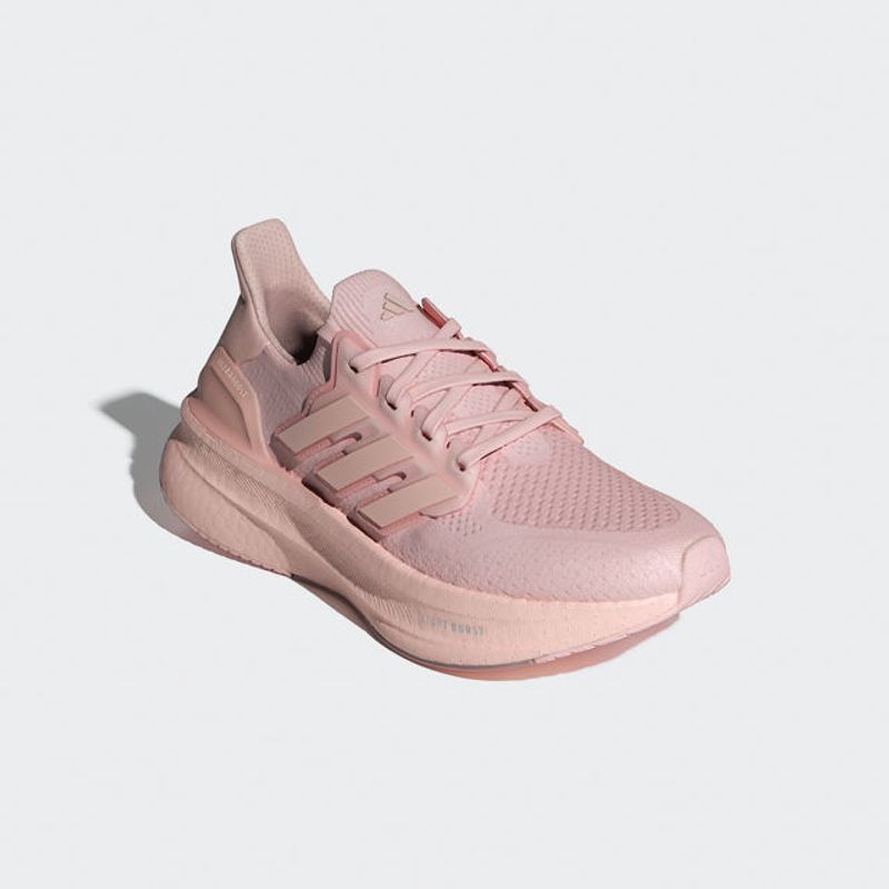 -ADIDAS-FTW-ULTRABOOST-FEMALE