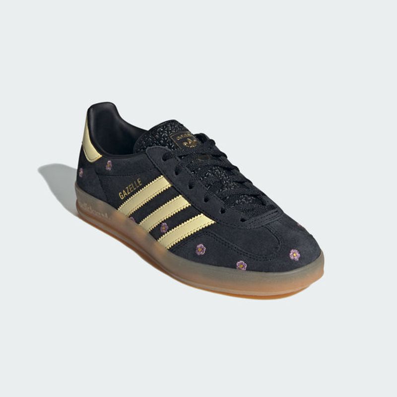-ADIDAS-FTW-GAZELLE-FEMALE