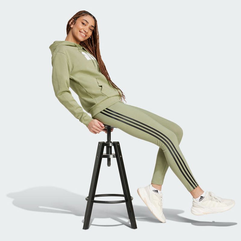 -ADIDAS-APP-FUTURE-ICONS-FEMALE