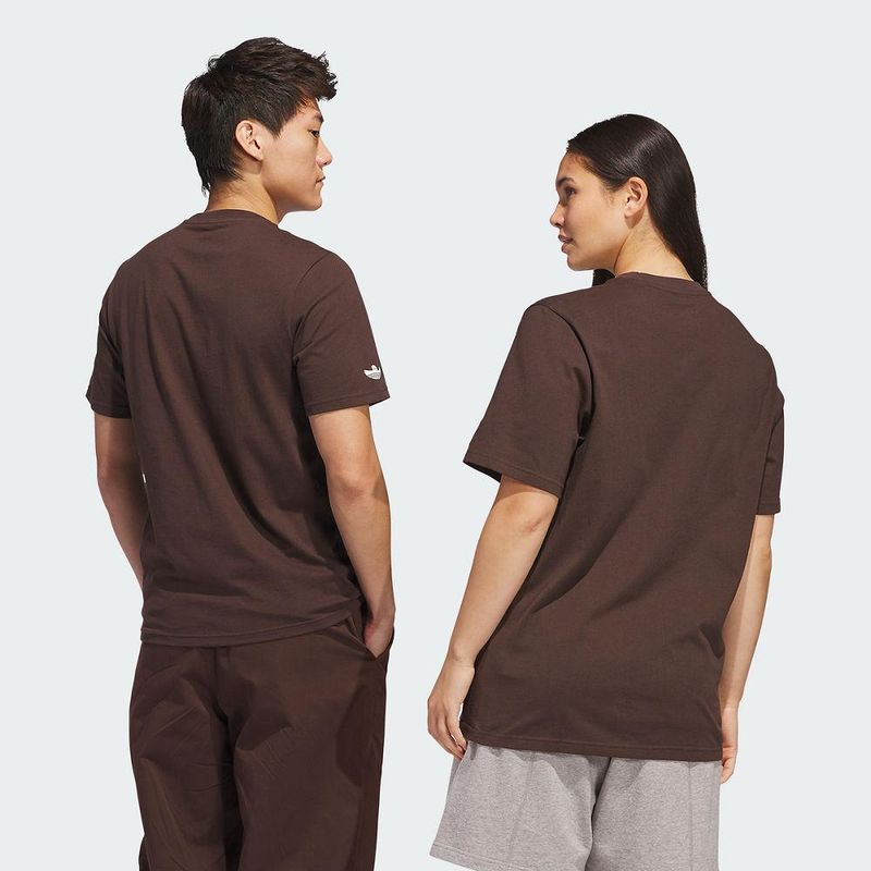 JC7651_SUBV_Unisex_Model_eCom.jpg