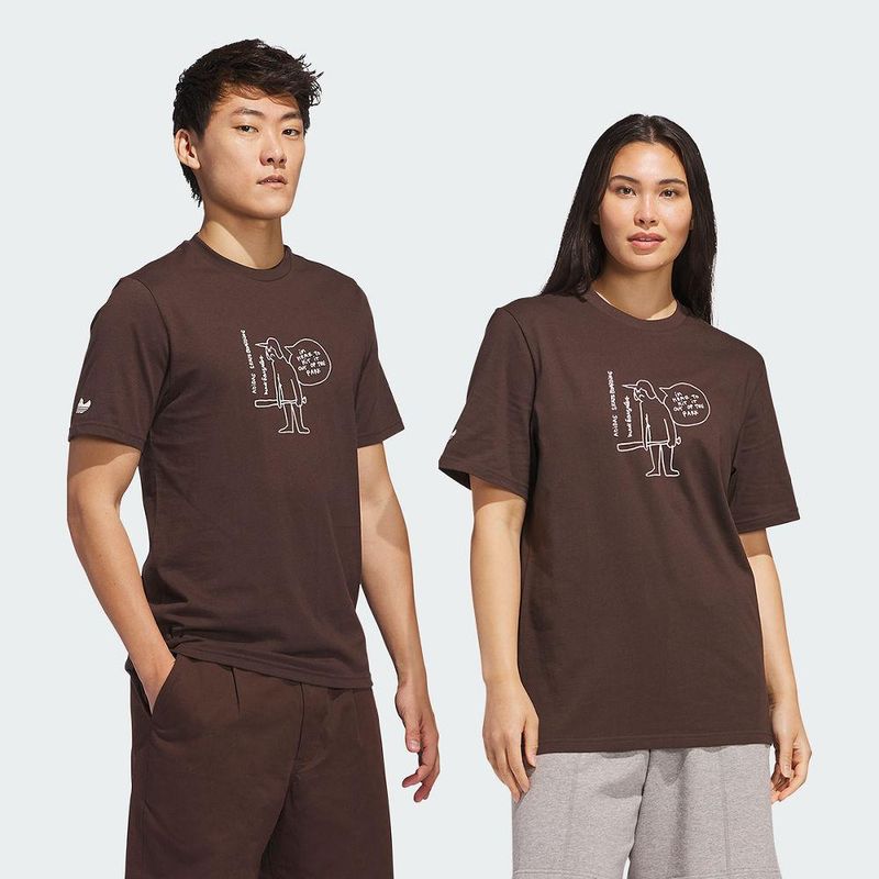 JC7651_SUPS_Unisex_Model_eCom.jpg