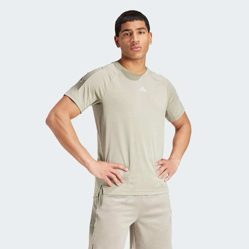 IW5871_F_Model_eCom.jpg