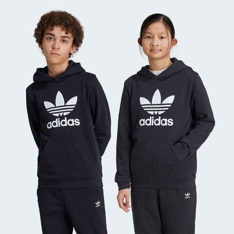 IY7446_SUPS_Unisex_Model_eCom.jpg