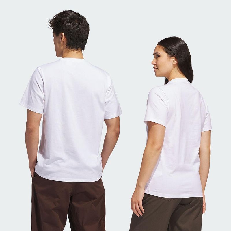 JC7760_SUBV_Unisex_Model_eCom.jpg