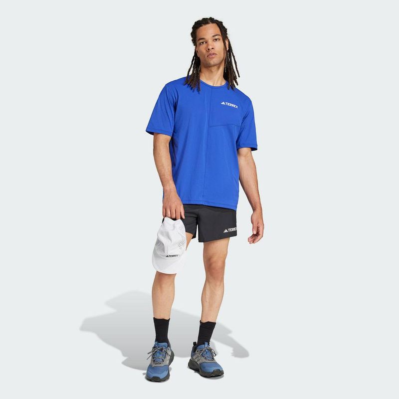 JE0392_Fout_Model_eCom.jpg