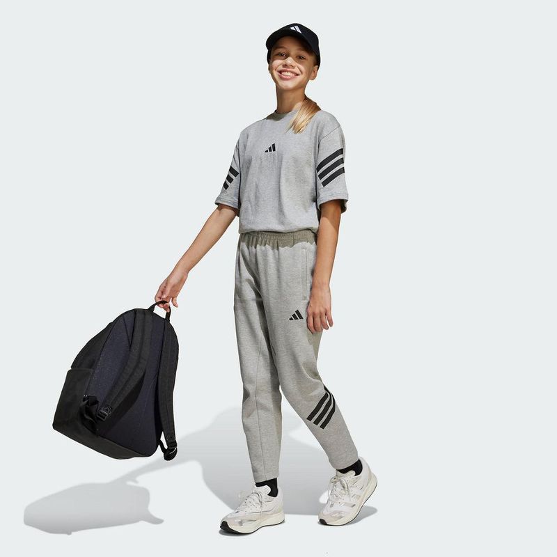 JG0998_Fout_Model_eCom.jpg