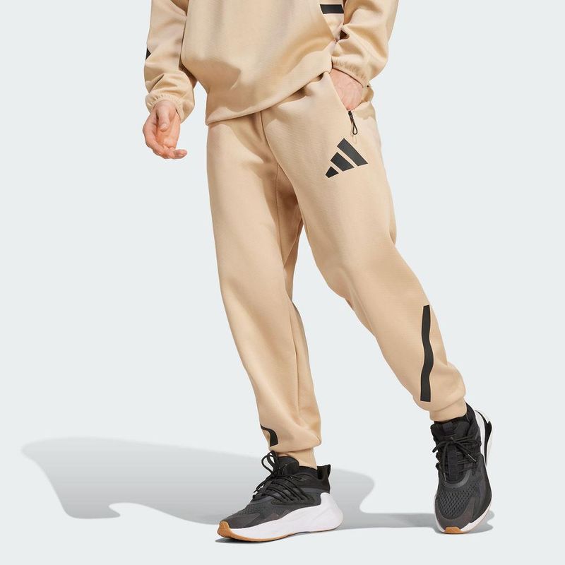 JE7539_F_Model_eCom.jpg