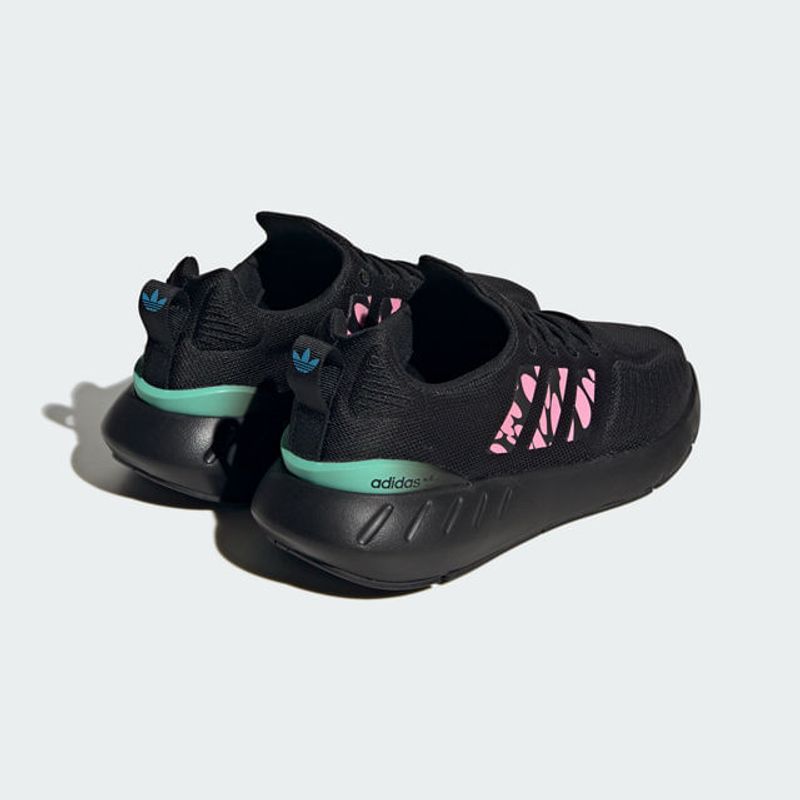 -ADIDAS-FTW-SWIFT-RUN-22-W-FEMALE