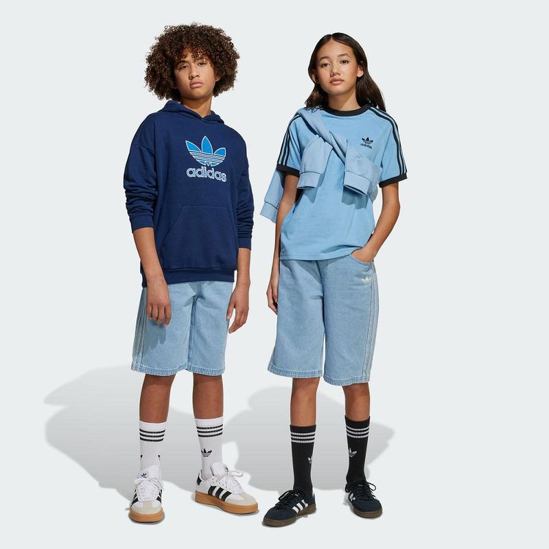 JZ9938_SUPS_Unisex_Model_eCom.jpg