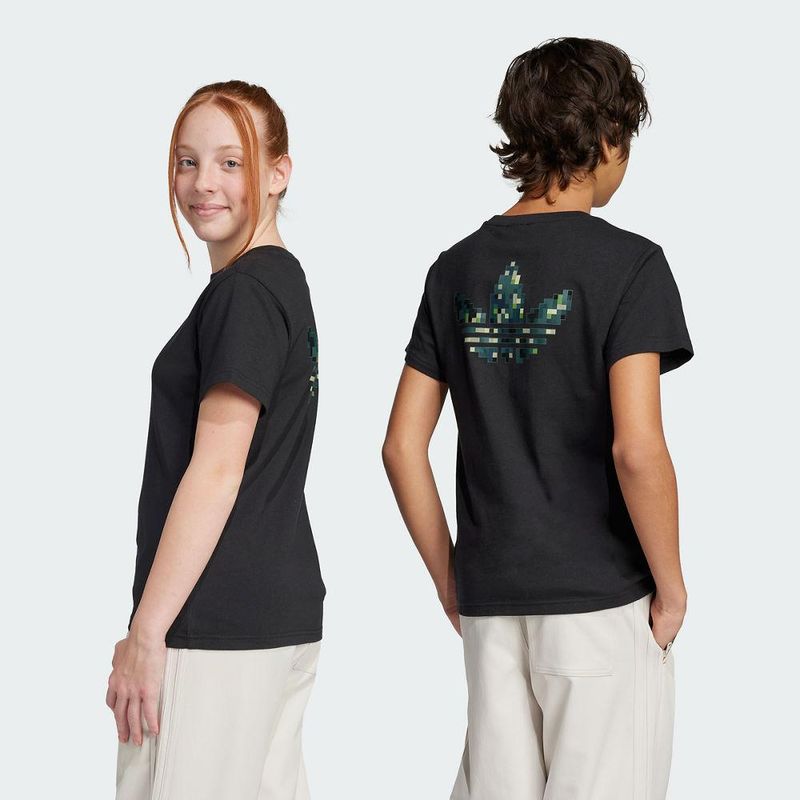 JZ9940_SUBV_Unisex_Model_eCom.jpg