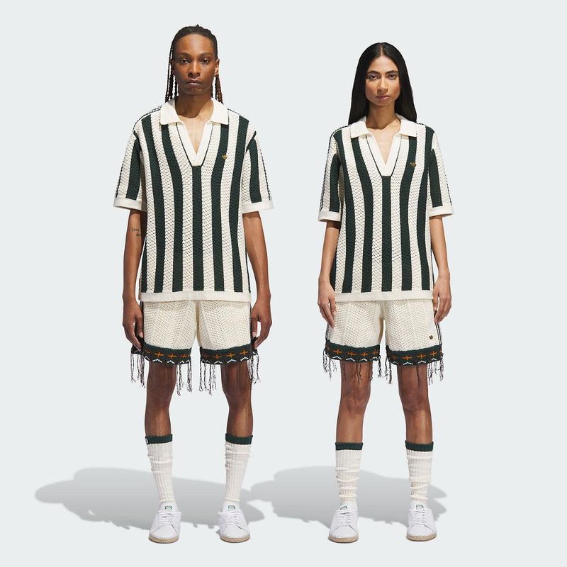 JP1615_SUPS_Unisex_Model_eCom