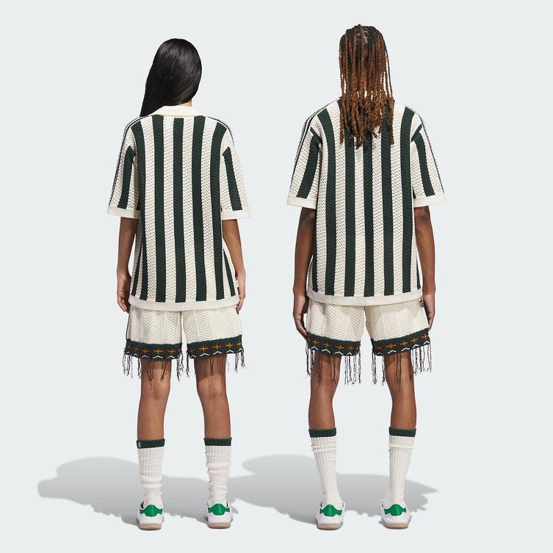 JP1615_SUBV_Unisex_Model_eCom