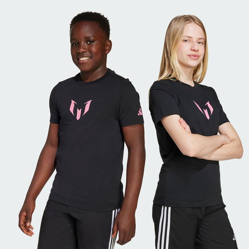 JM8950_SUPS_Unisex_Model_eCom